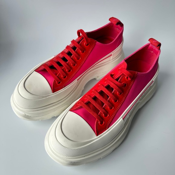 Alexander McQueen Tread Slick Sneaker - Picture 4 of 8